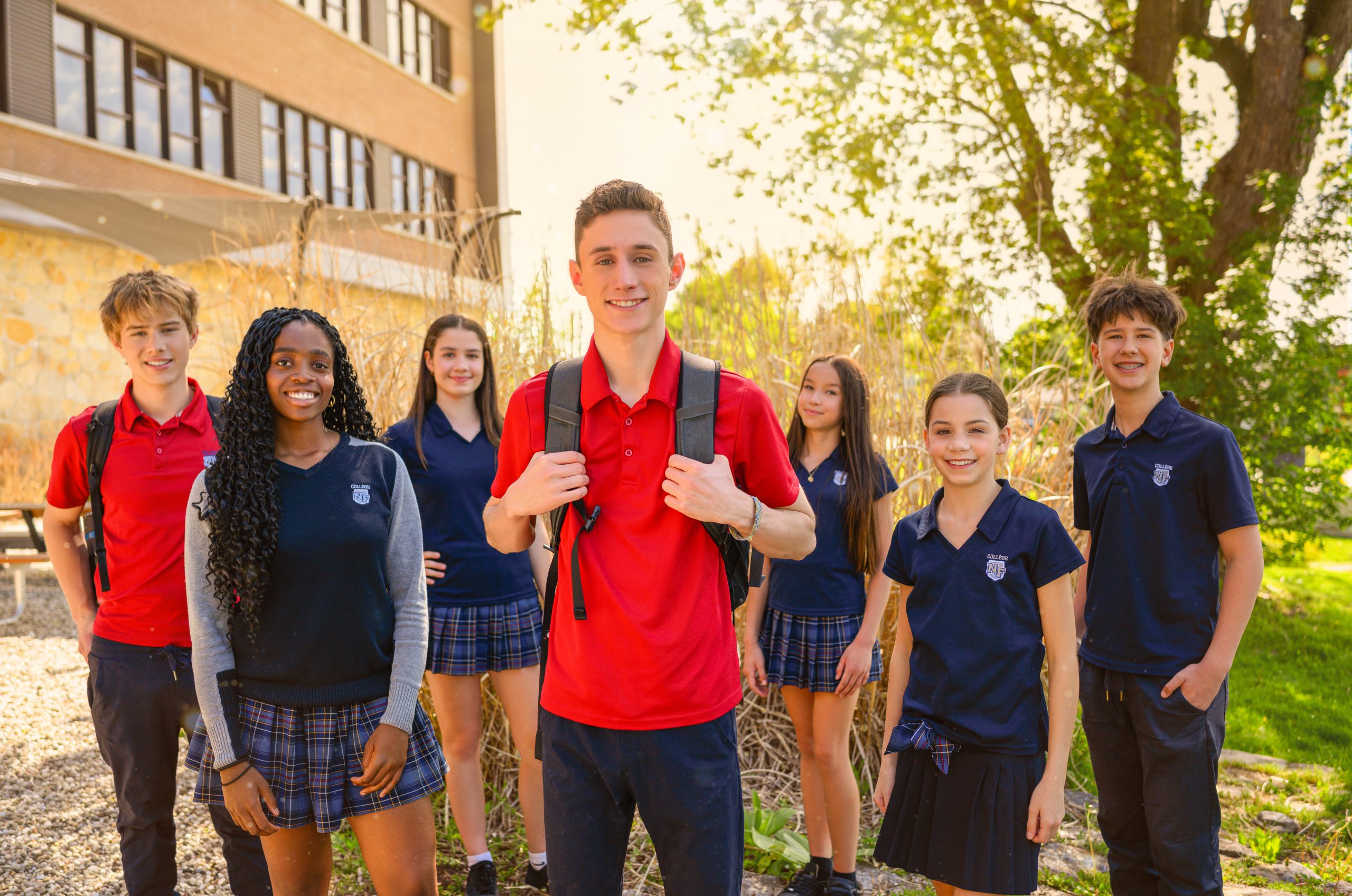 Groupe d’élèves du Collège NF sur le campus