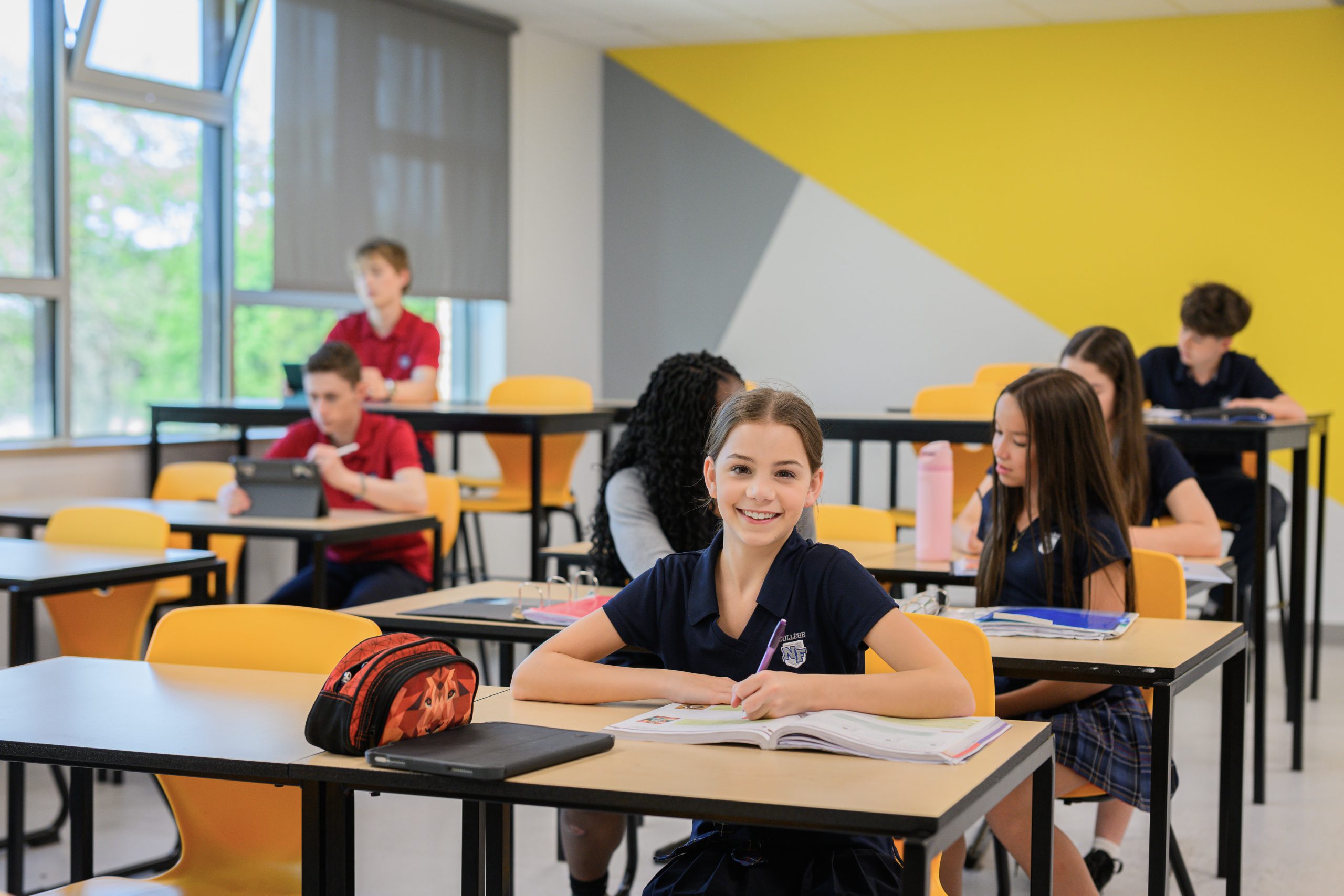 Élèves du Collège NF en classe